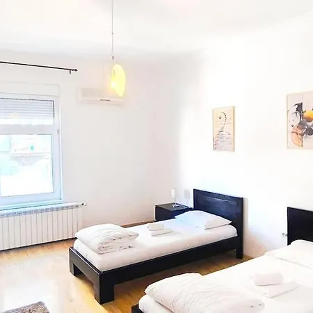 Apartman Spacious 3bdr Near Terazije & Bw