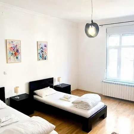 Spacious 3bdr Near Terazije & Bw Apartman